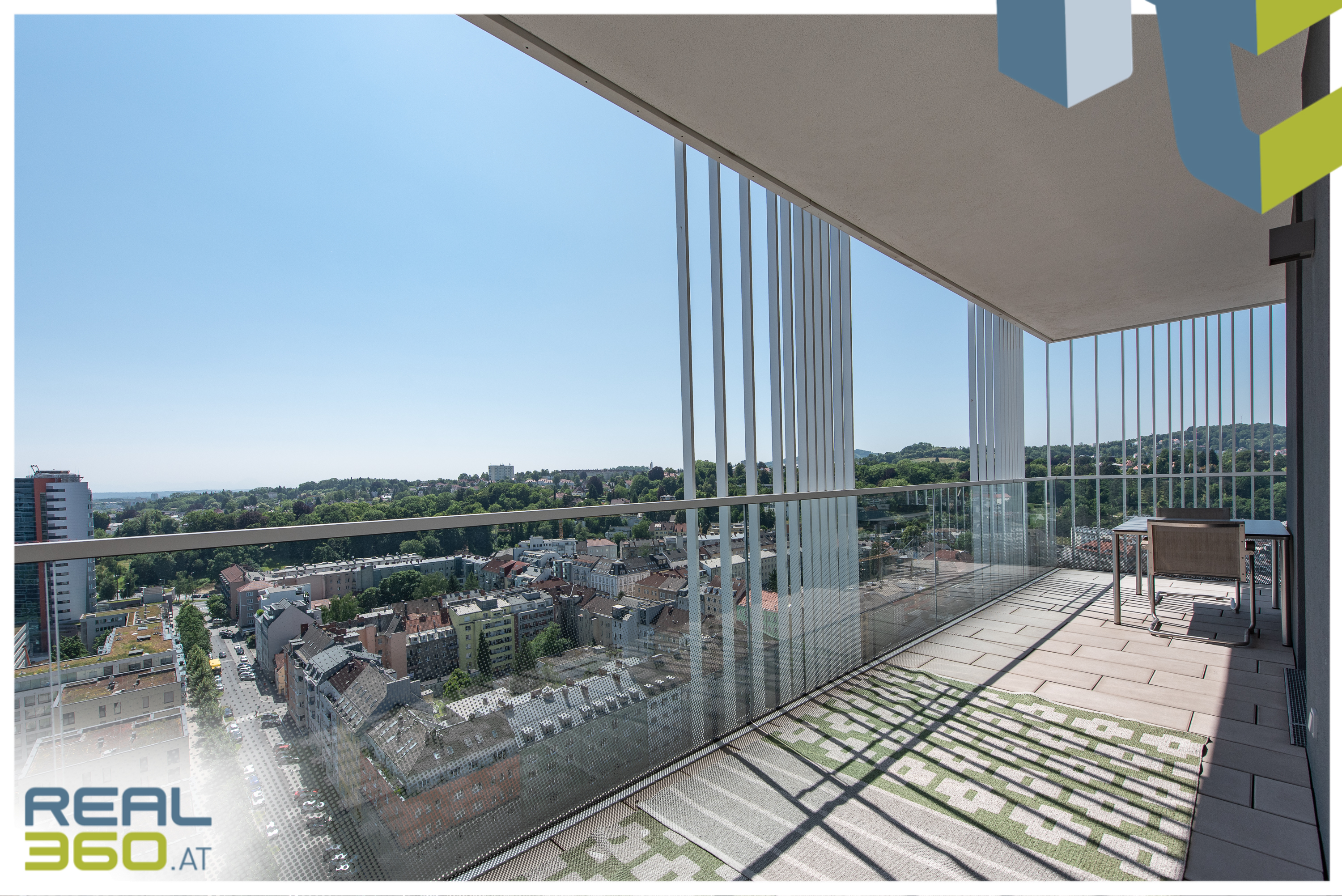 HIGH END LIVING | Lux Tower im 18. Stock | Südwest Ausrichtung!